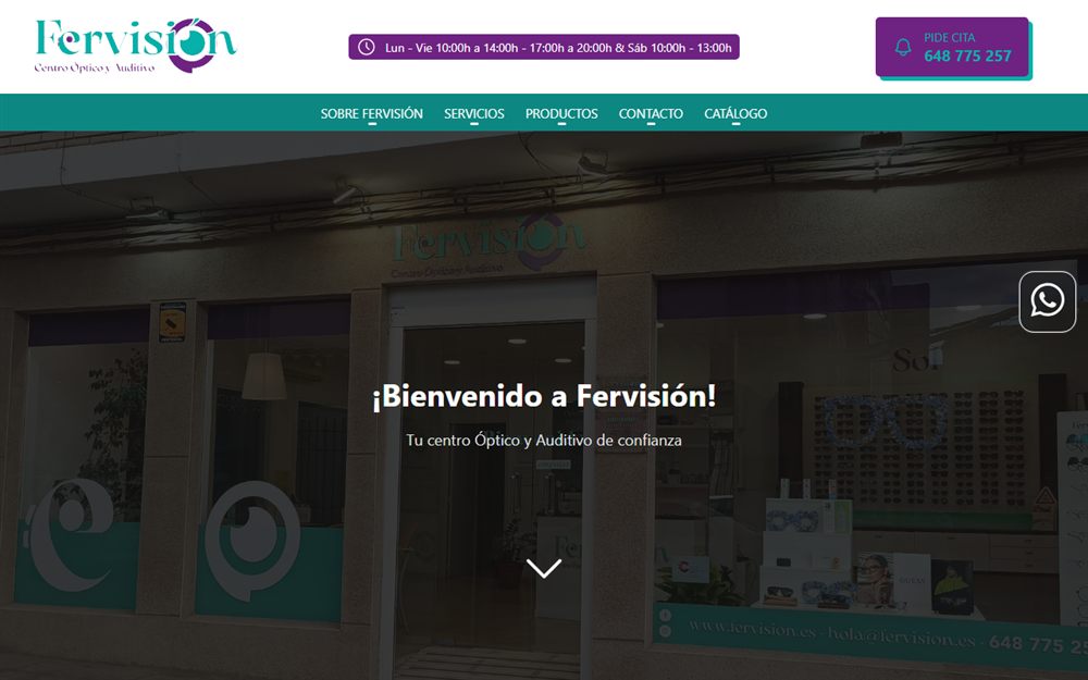 Portada de la web de Fervisión, centro óptico y auditivo, con la fachada de la tienda, el horario y un botón para pedir cita